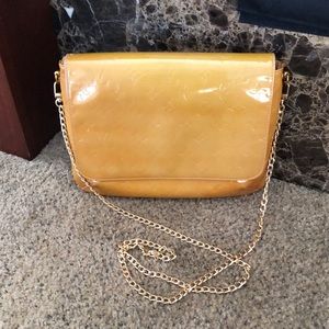 Louis Vuitton Yellow Patent Vernis Crossbody Bag with Gold Chain